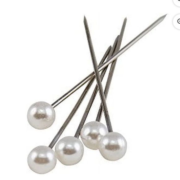 NWT. Singer pearlized head strap pins. Box of 120 pieces. New in box/packaging. - Picture 6 of 10